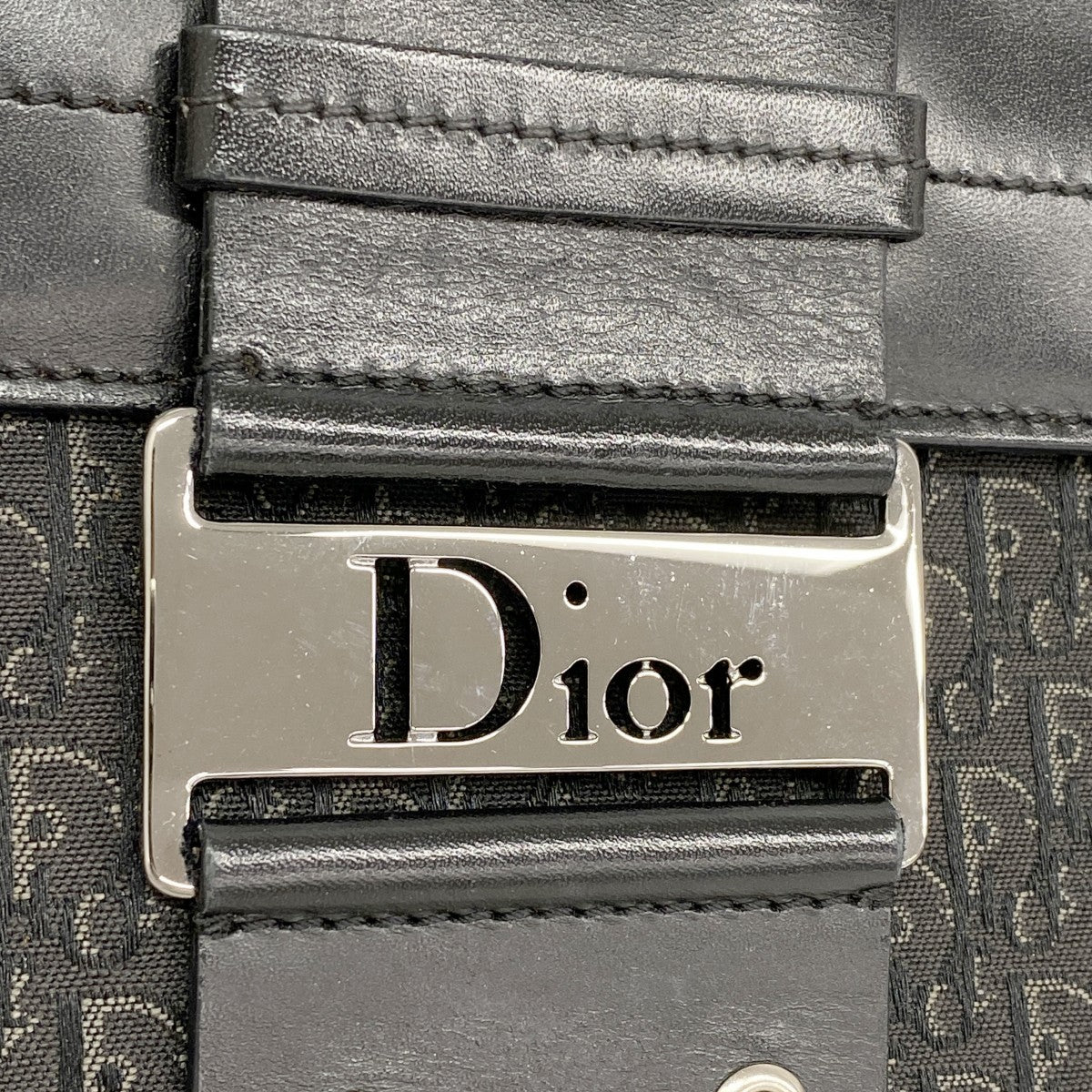 【6fb2663】クリスチャンディオール ショルダーバッグ ストリートシック キャンバス ブラック シルバー金具【中古】レディース