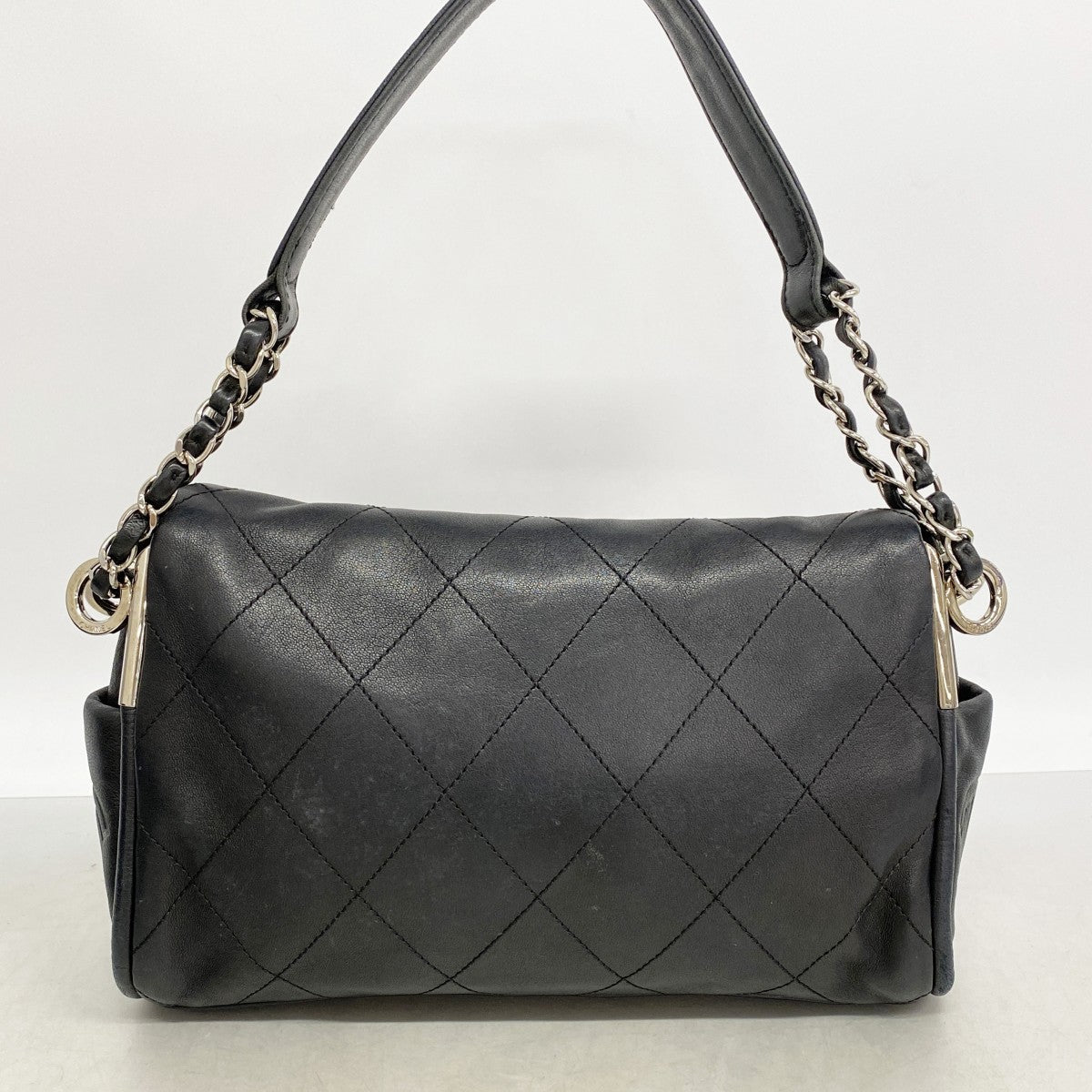 【6fb2665】シャネル ショルダーバッグ マトラッセ チェーンショルダー ラムスキン ブラック シルバー金具【中古】レディース