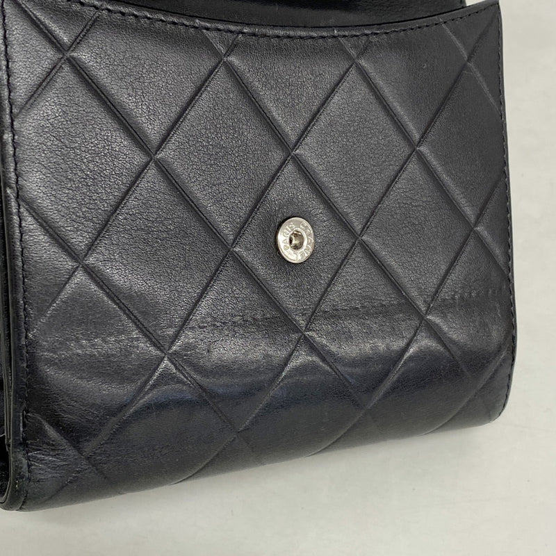 【6fb2667】シャネル 財布 マトラッセ ラムスキン ブラック シルバー金具【中古】レディース