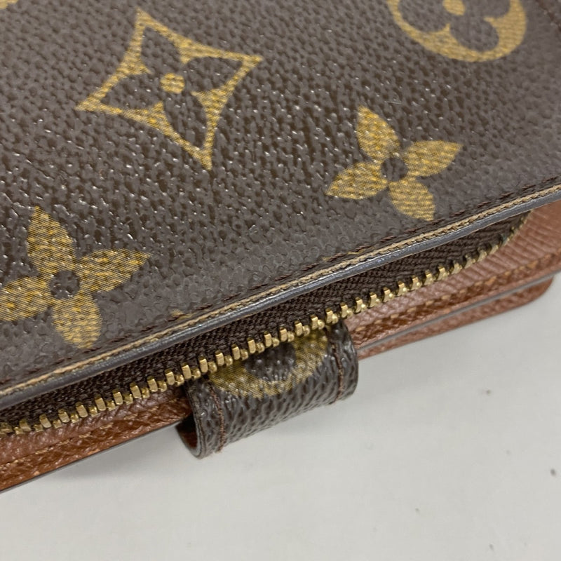 【6fb2717】ルイヴィトン 財布 モノグラム コンパクトジップ M61667 ブラウン【中古】レディース