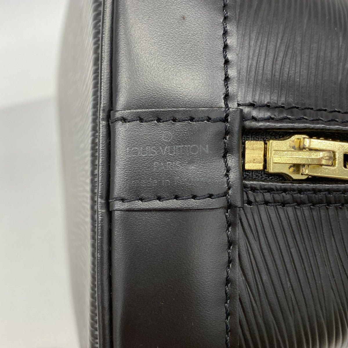 【6fb2721】ルイヴィトン ハンドバッグ エピ アルマ M52142 ノワール【中古】レディース