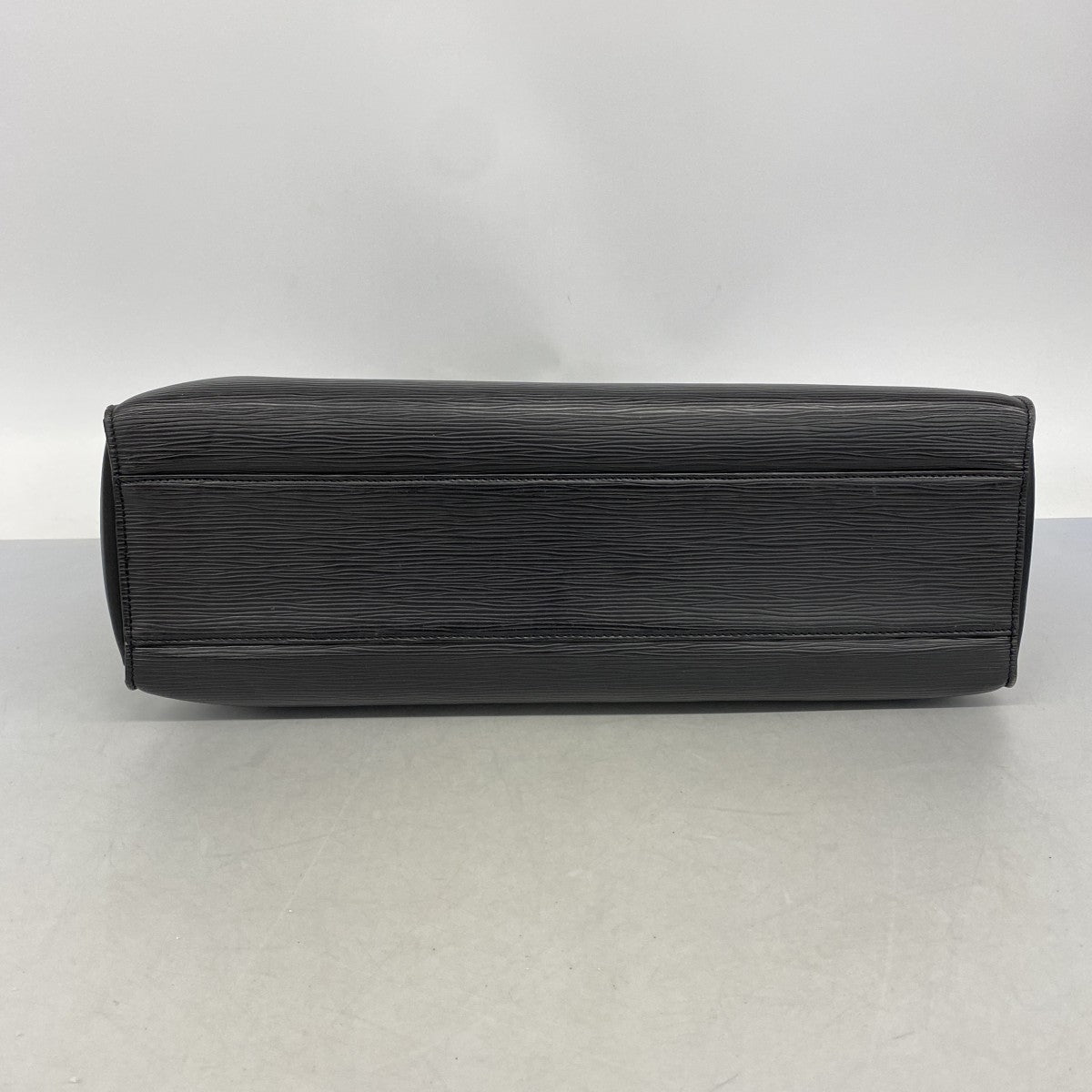 【6fb2773-k】ルイヴィトン ビジネスバッグ エピ ソルボンヌ M54512 ノワール【中古】メンズ