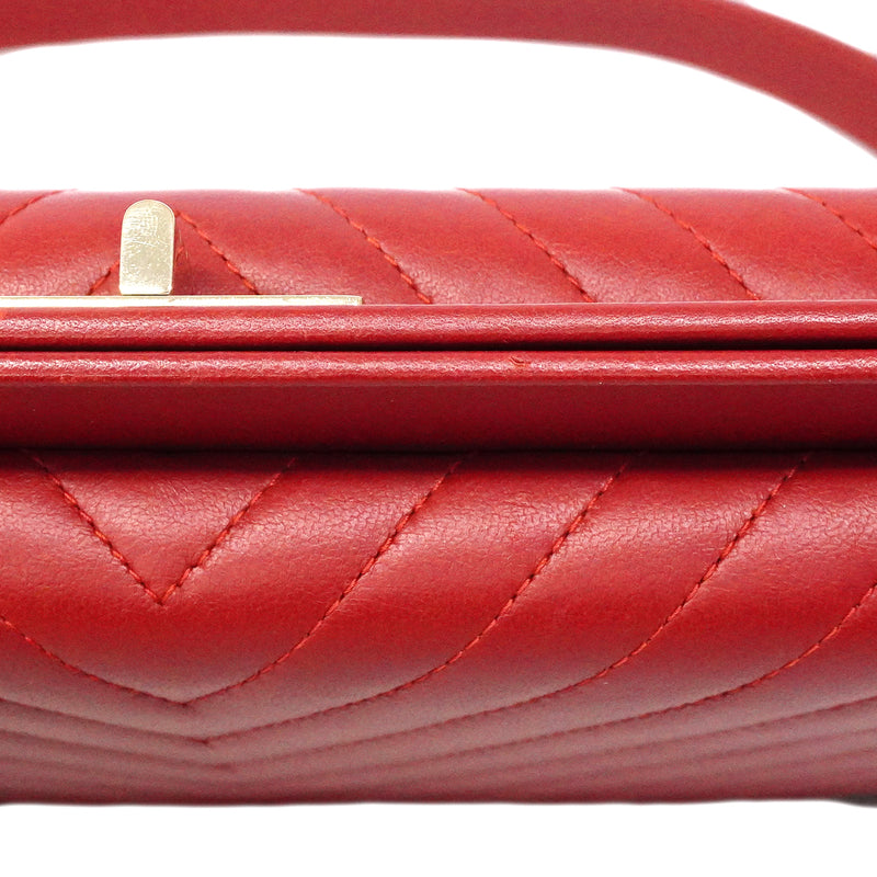 【6fb2952】シャネル ショルダーバッグ Vステッチ 2.55 ラムスキン レッド シャンパンゴールド金具【中古】レディース