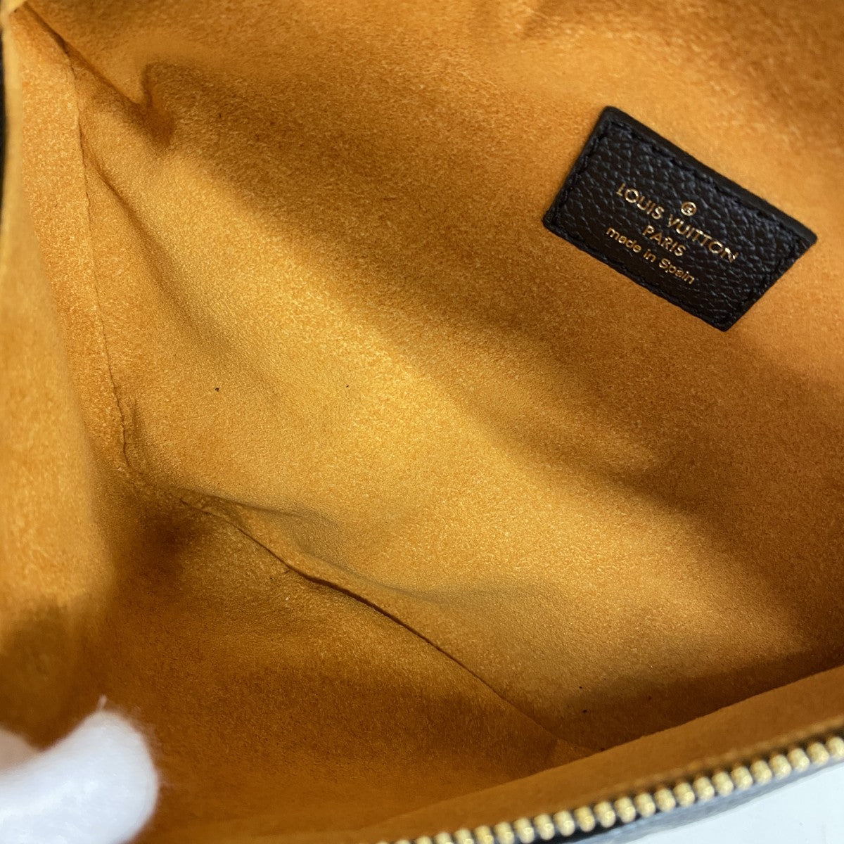 【6fb3016】ルイヴィトン ボディバッグ モノグラム・アンプラント バムバッグ M44812 ノワール【中古】レディース