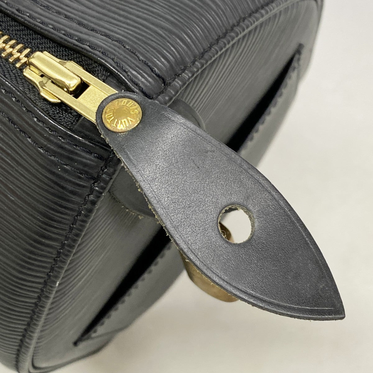 【6fb3116-k】ルイヴィトン ハンドバッグ エピ スピーディ25 M59032 ノワール【中古】レディース