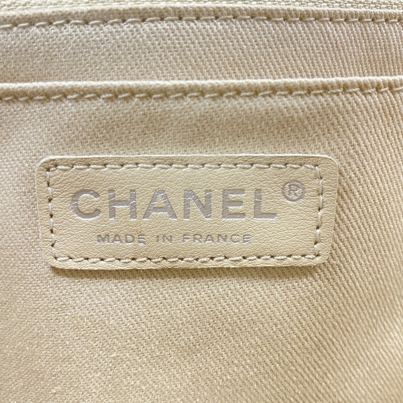 【6fb3193-k】シャネル ショルダーバッグ デカマトラッセ Wチェーン ラムスキン レッド シルバー金具【中古】レディース