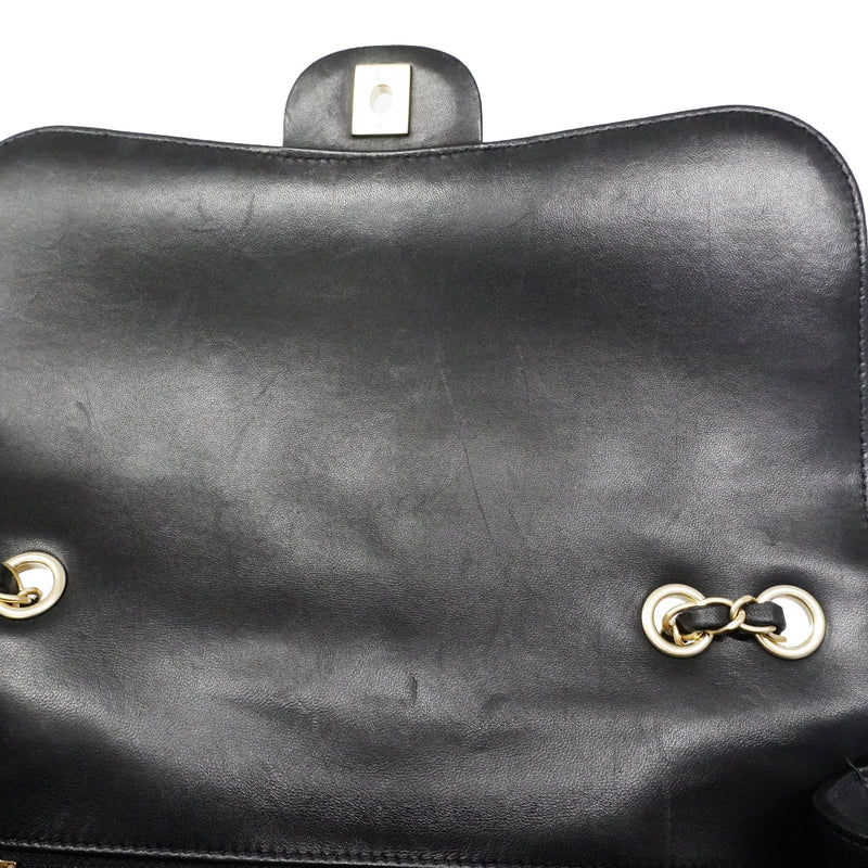 【6fc3225】シャネル ショルダーバッグ デカマトラッセ Wチェーン ラムスキン ブラック シャンパンゴールド金具【中古】レディース