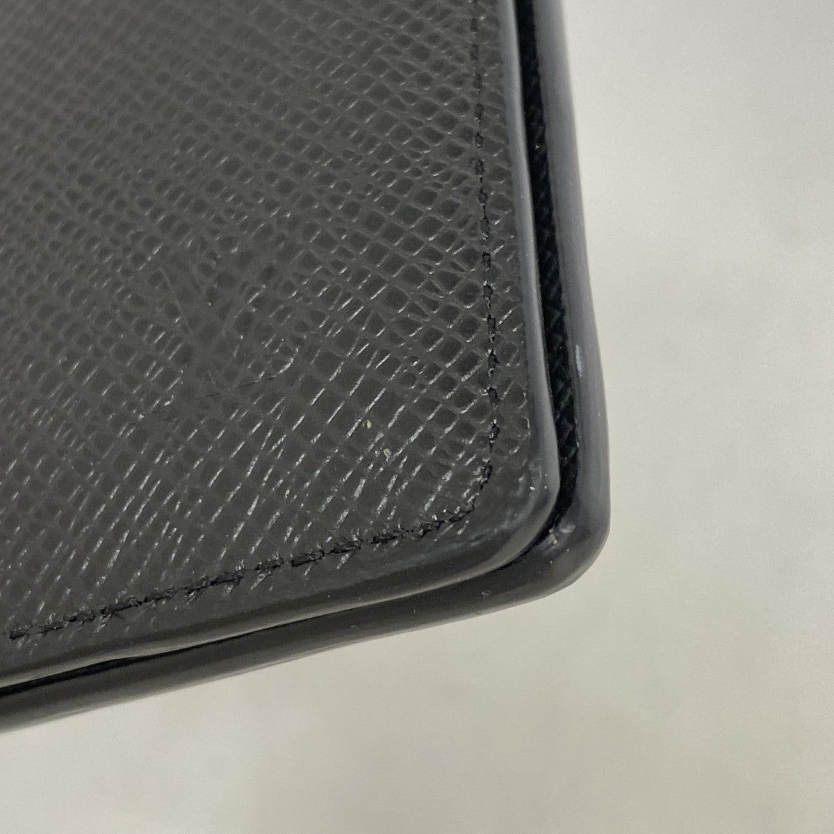 【6fc3236-k】ルイヴィトン カードケース タイガ オーガナイザードゥポッシュ M30537 ノワール【中古】メンズ