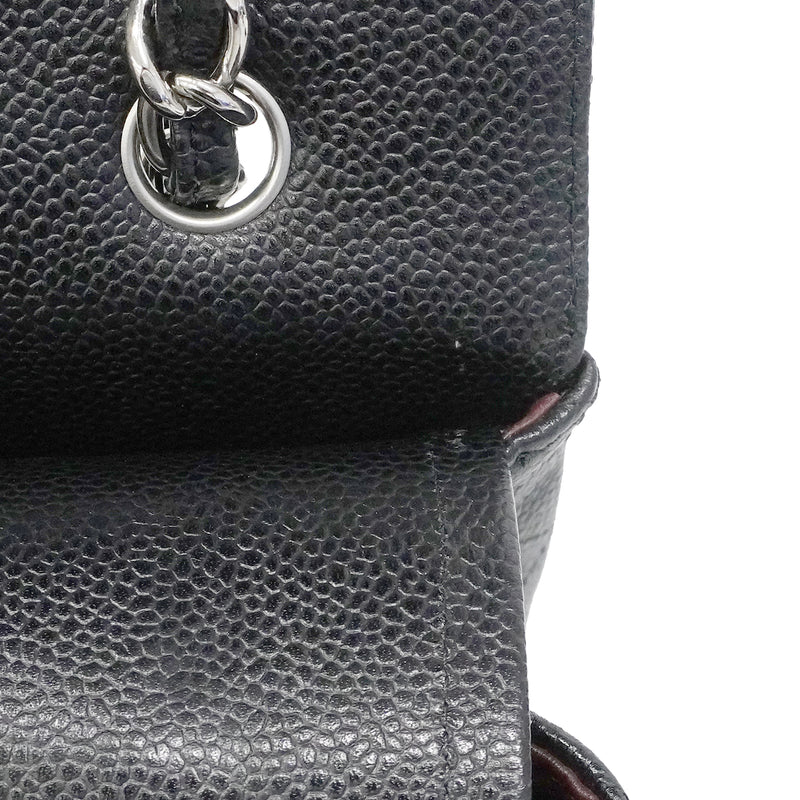 【6fc3246】シャネル ショルダーバッグ デカマトラッセ Wフラップ Wチェーン キャビアスキン ブラック シルバー金具【中古】レディース