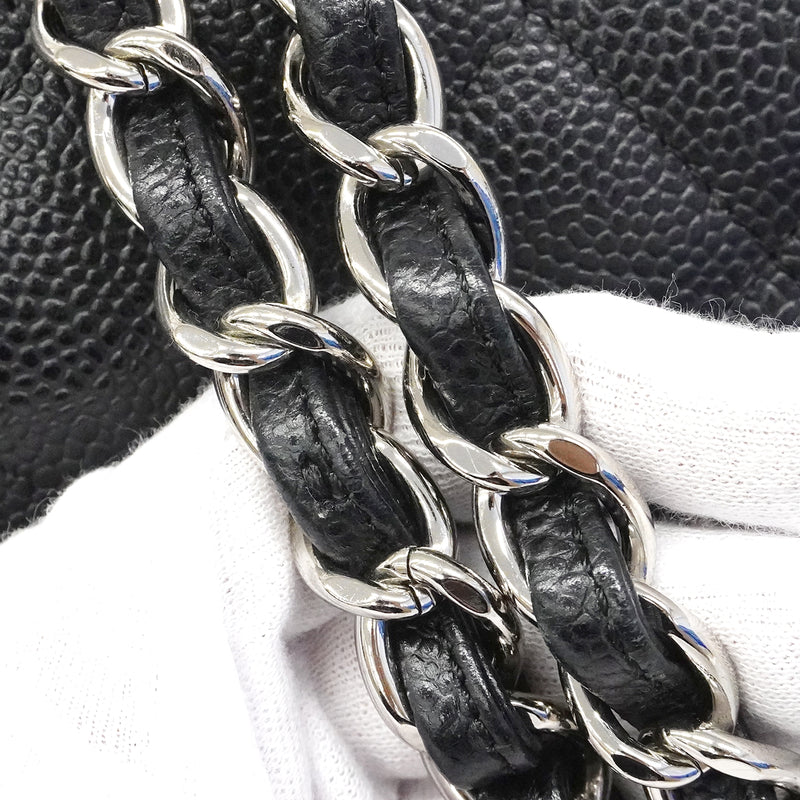 【6fc3246】シャネル ショルダーバッグ デカマトラッセ Wフラップ Wチェーン キャビアスキン ブラック シルバー金具【中古】レディース