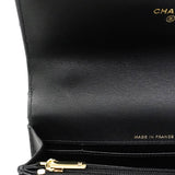 【6fc3250】シャネル フォンケース マトラッセ チェーンショルダー ラムスキン ブラック シャンパンゴールド金具 2wayバッグ【中古】レディース