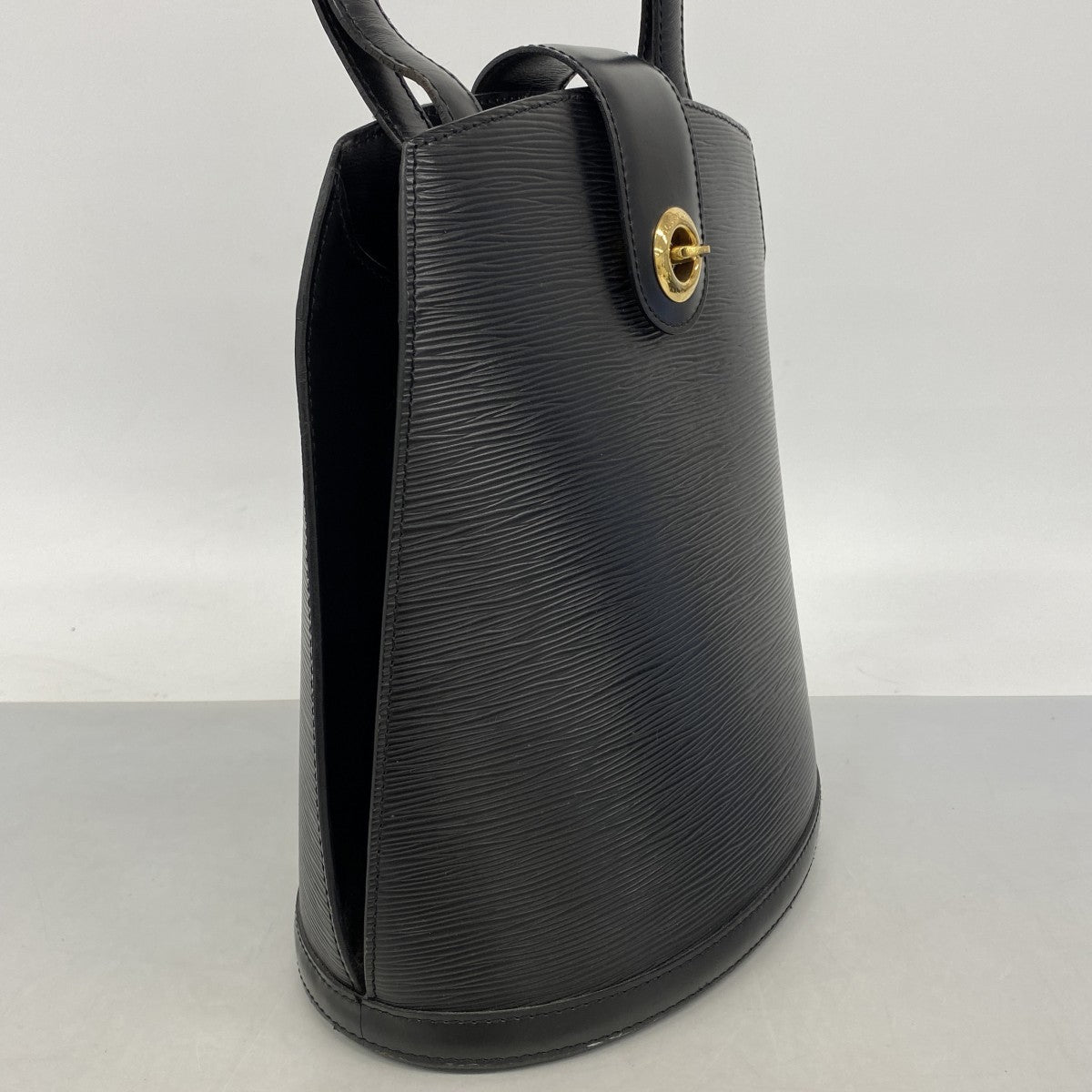 【6fc3276-k】ルイヴィトン ショルダーバッグ エピ クリュニー M52252 ノワール【中古】レディース