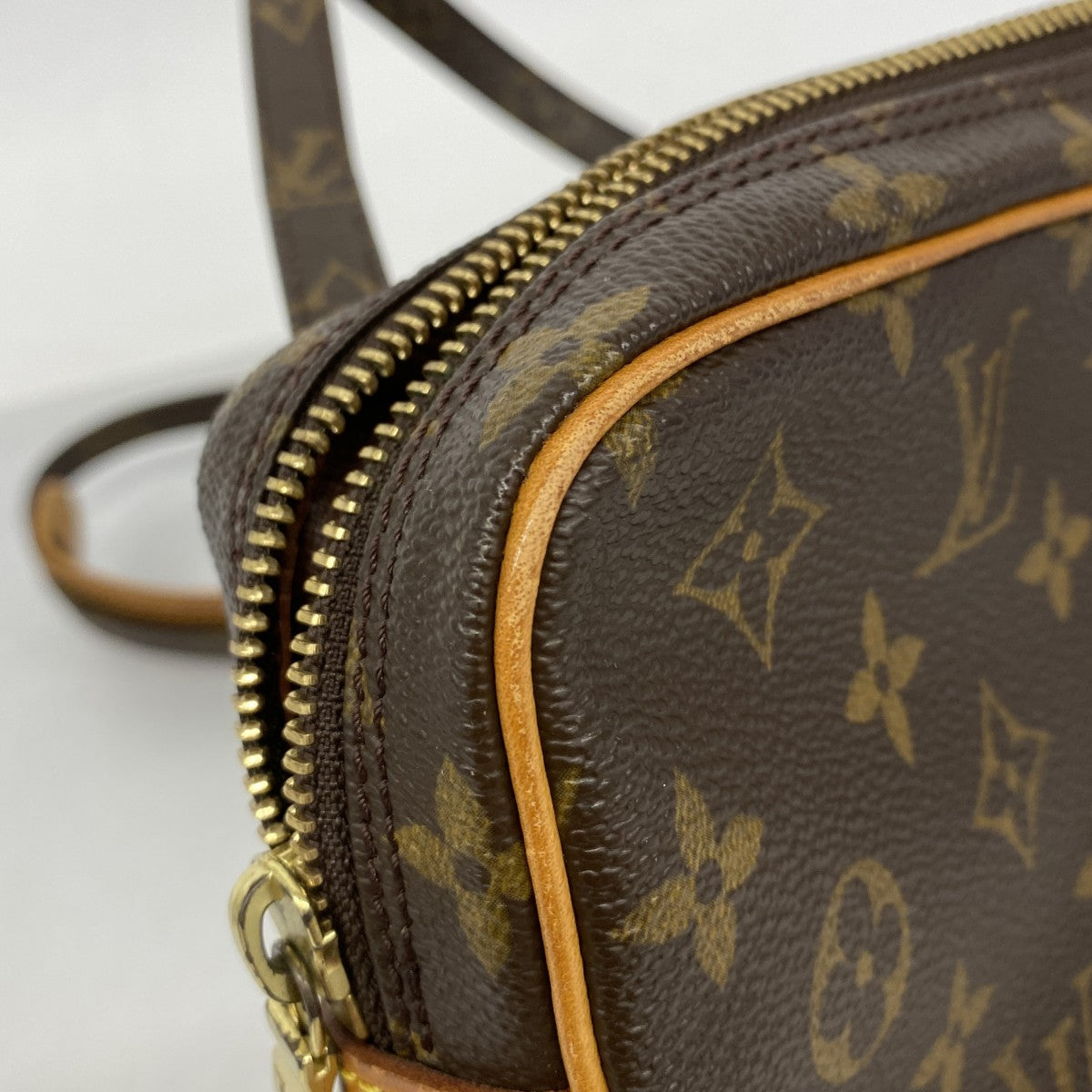 【6fc3298】ルイヴィトン ショルダーバッグ モノグラム ポシェットマルリーバンドリエール M51828 ブラウン【中古】レディース