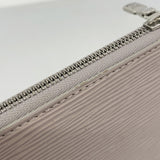 【6fc3300】ルイヴィトン ポーチ エピ ポシェットアクセソワール M5294B リラ【中古】レディース