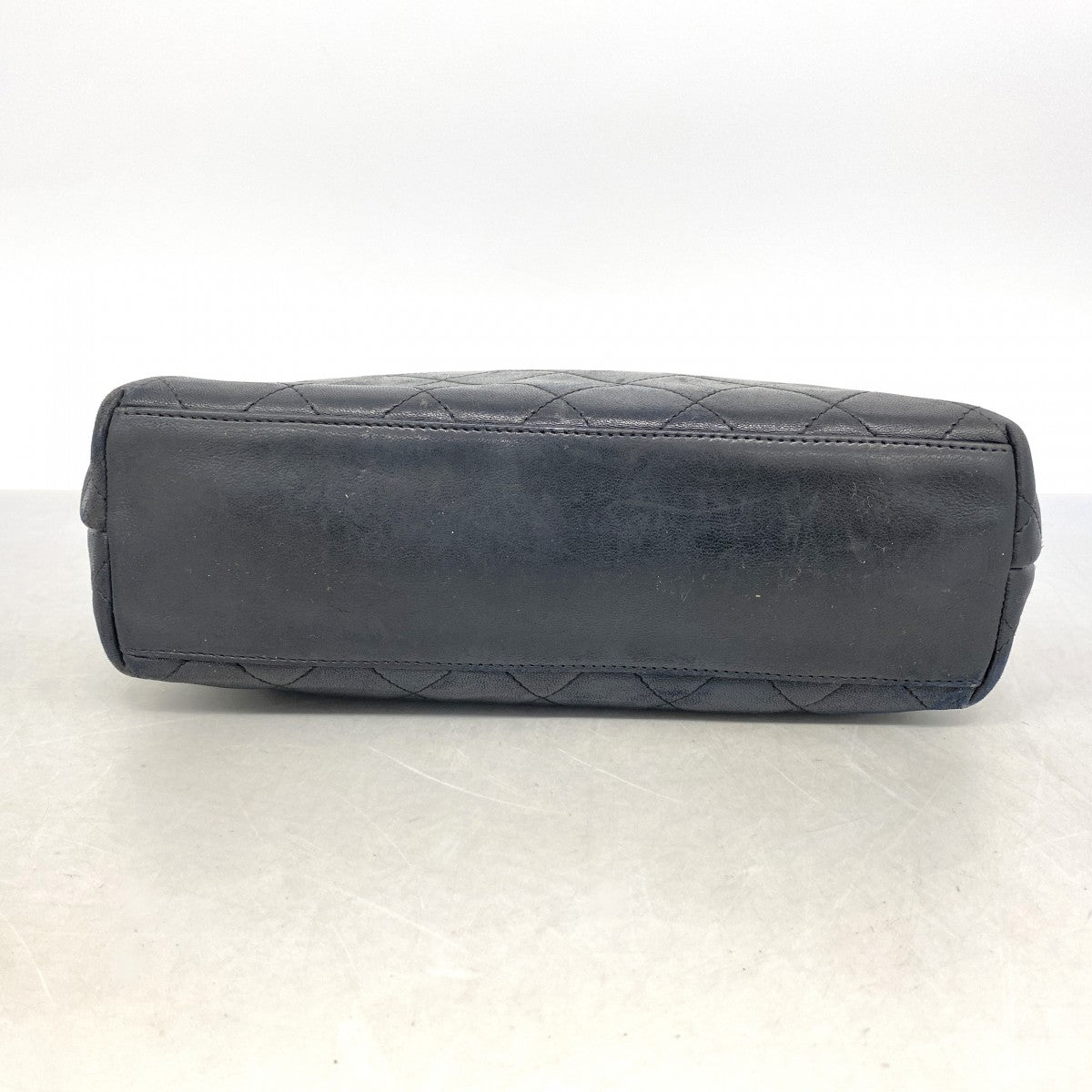 【6fc3312】シャネル ショルダーバッグ マトラッセ ラムスキン ブラック ゴールド金具【中古】レディース