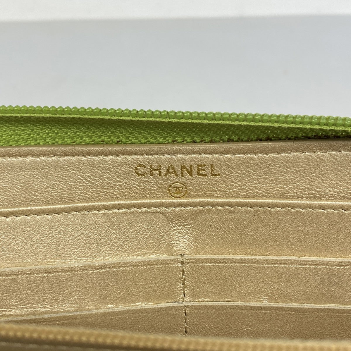 【6fc3487】シャネル 長財布 カメリア ラムスキン グリーン シャンパンゴールド金具【中古】レディース
