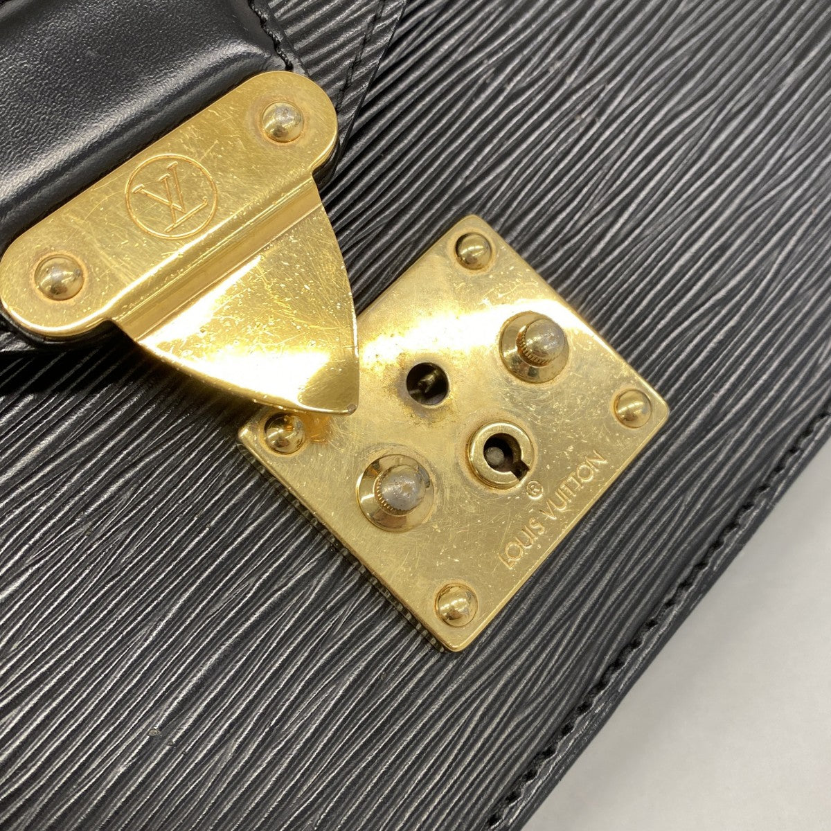 【6fc3533】 クラッチバッグ エピ セリエドラゴンヌ M52612 ノワール【中古】レディース