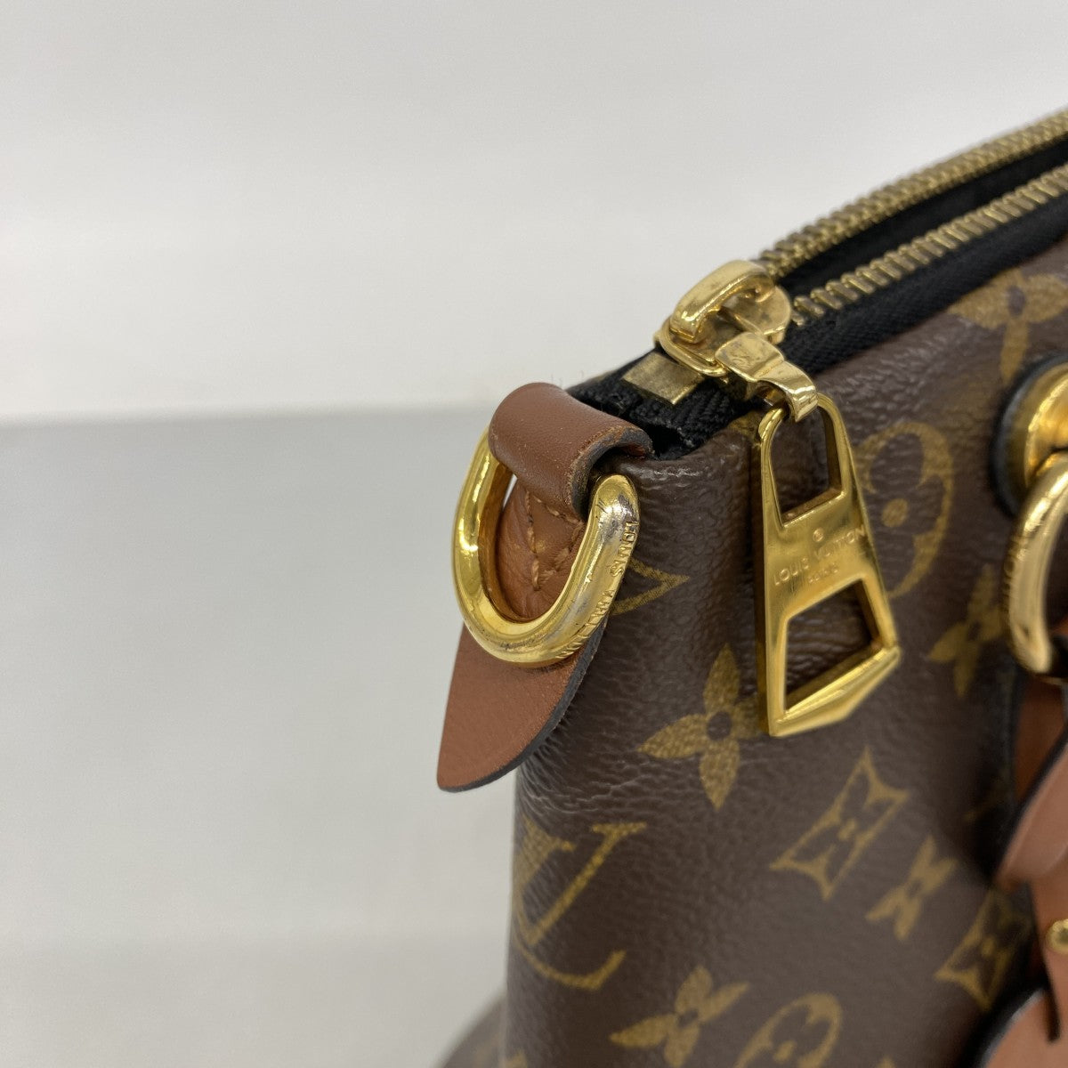 【6fc3568】ルイヴィトン ハンドバッグ モノグラム VトートMM M43948 ブラウン【中古】レディース