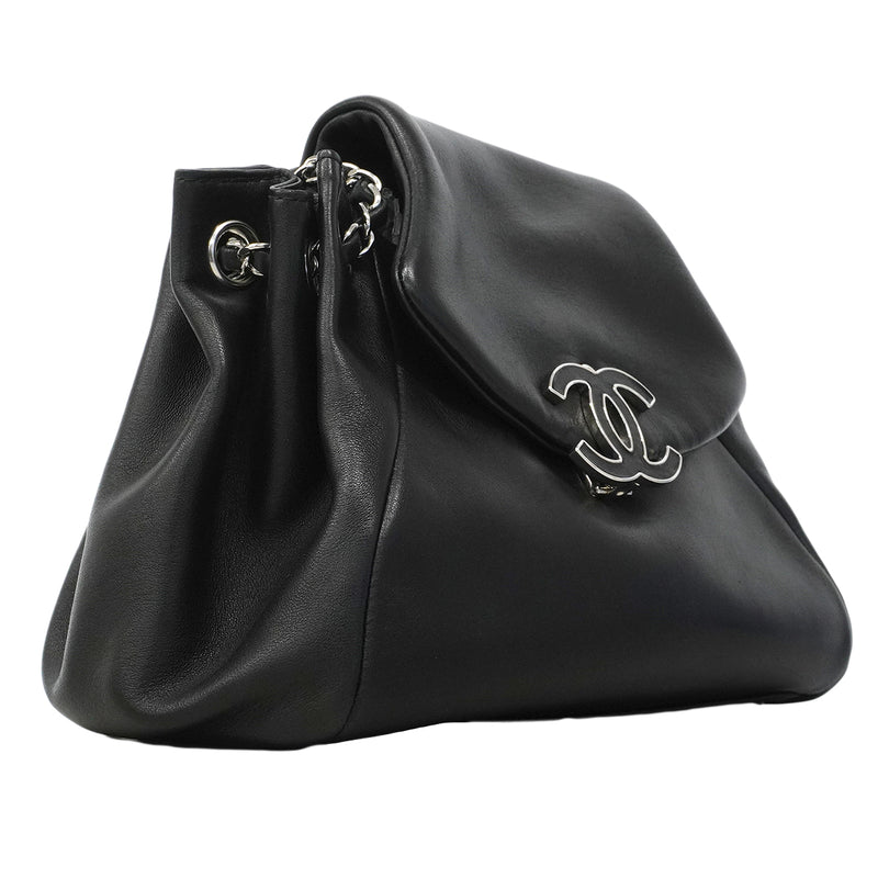 【6fc3787】シャネル ショルダーバッグ チェーンショルダー ラムスキン ブラック シルバー金具【中古】レディース