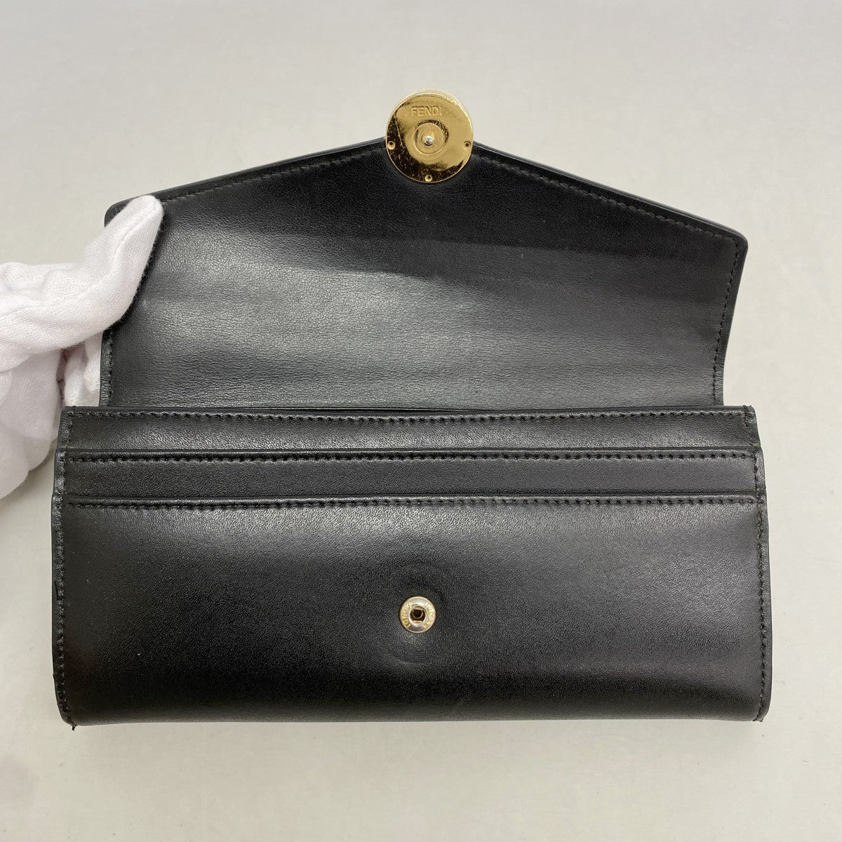 【6fc4057】フェンディ 長財布 レザー ブラック ゴールド金具【中古】レディース