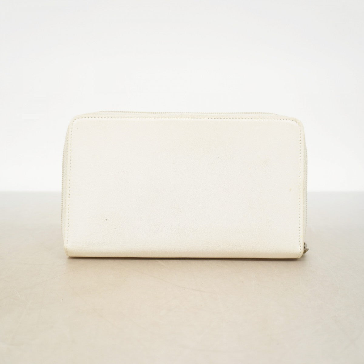 【6fc4065】シャネル 長財布 カメリア レザー アイボリー シルバー金具【中古】レディース