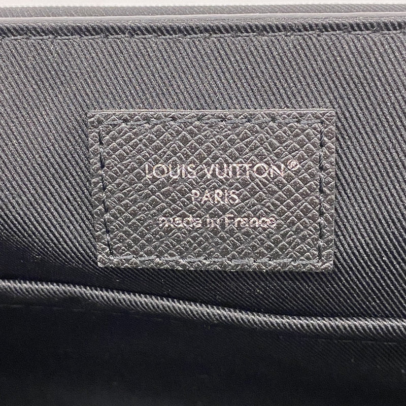 【6fc4098】ルイヴィトン ショルダーバッグ タイガ ディストリクトPM M30850 ノワール【中古】メンズ