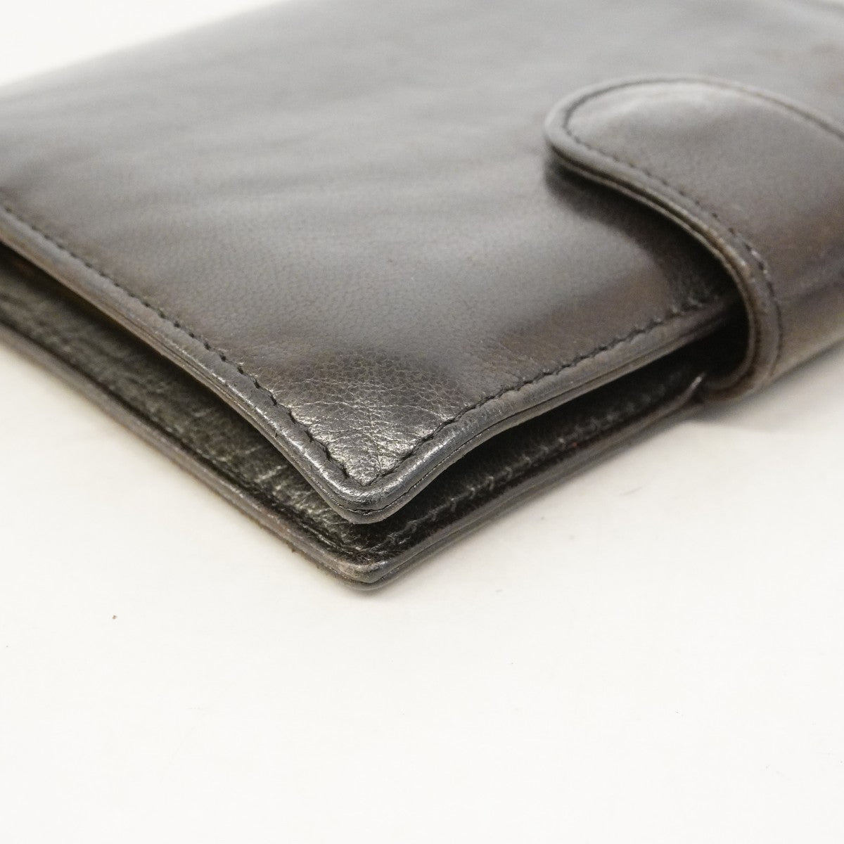 【6fc4117】シャネル 財布 ラムスキン ブラック ゴールド金具【中古】レディース
