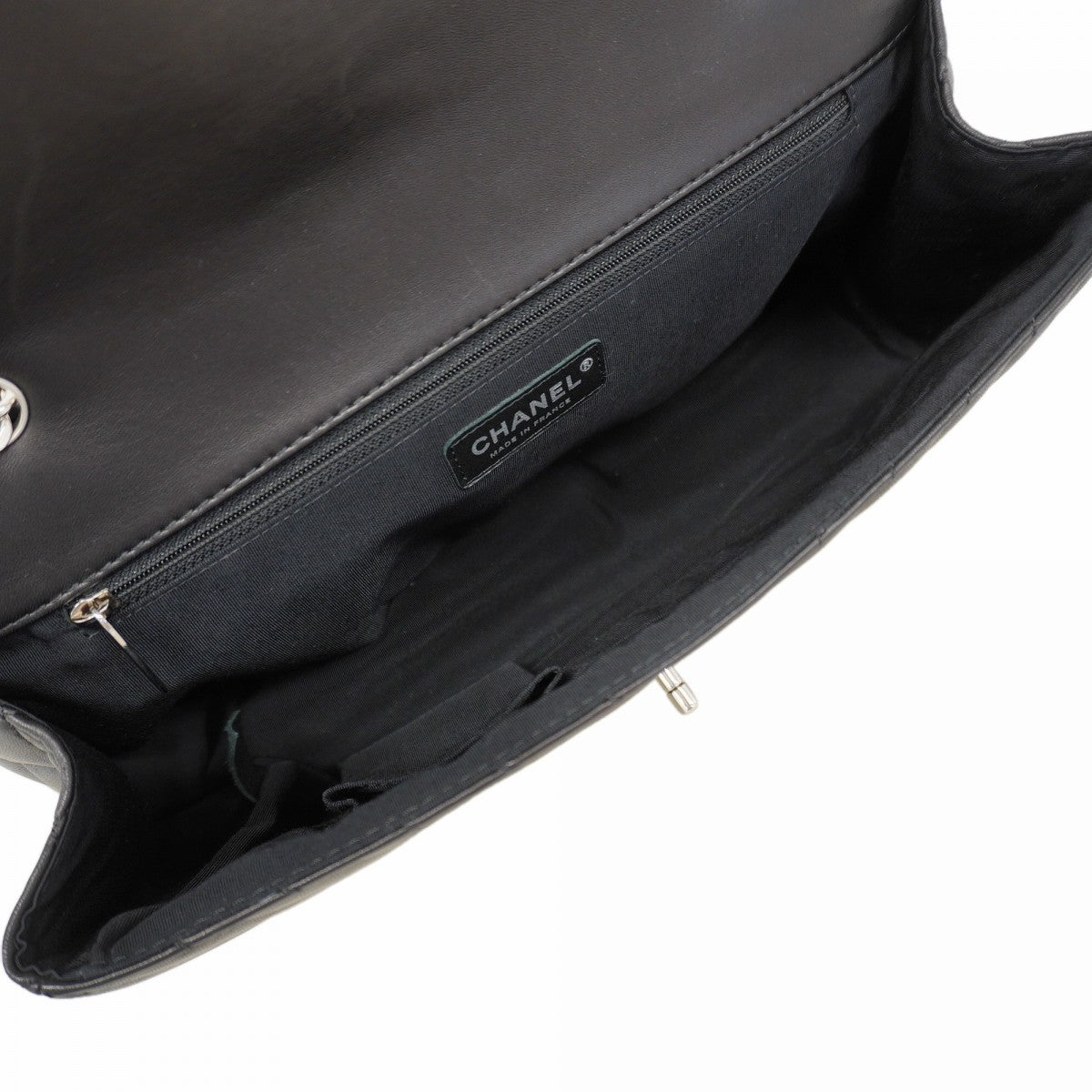 【6fc4150】シャネル ショルダーバッグ Wチェーン シェブロン ラムスキン ブラック シルバー金具【中古】レディース