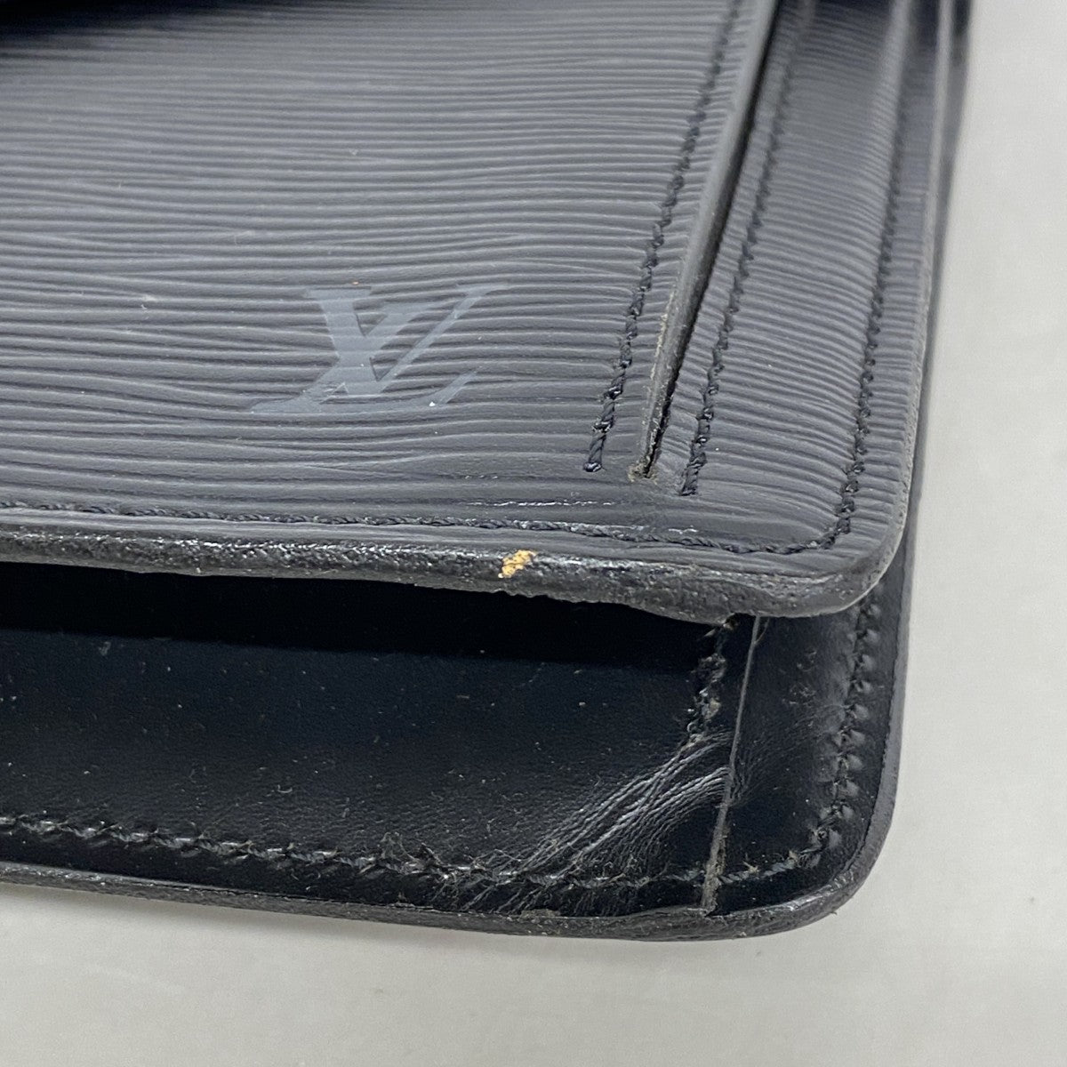 【6fc4194】ルイヴィトン クラッチバッグ エピ ポシェットセリエドラゴンヌ M52612 ノワール【中古】メンズ