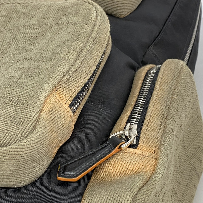 【6fc4483】フェンディ リュック・デイパック ズッカ キャンバス ナイロン マルチカラー シルバー金具【中古】メンズ