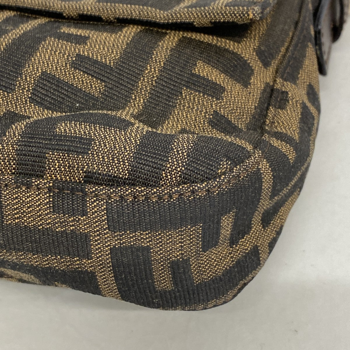 【6fc4526】フェンディ ハンドバッグ ズッカ マンマバケット ナイロンキャンバス ブラウン シルバー金具【中古】レディース