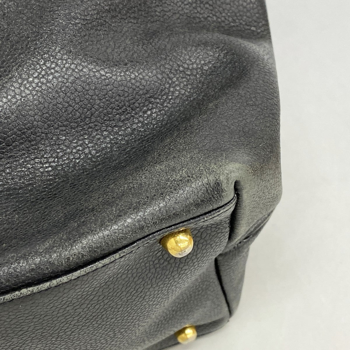 【6fc4546-k】シャネル ショルダーバッグ キャビアスキン ブラック ゴールド金具【中古】レディース