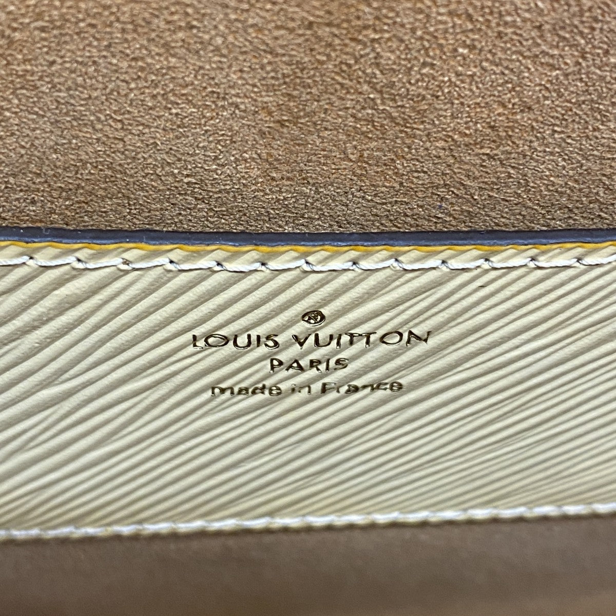 【6fc4627-k】ルイヴィトン ショルダーバッグ エピ ツイストMM M21111 ブロン【中古】レディース