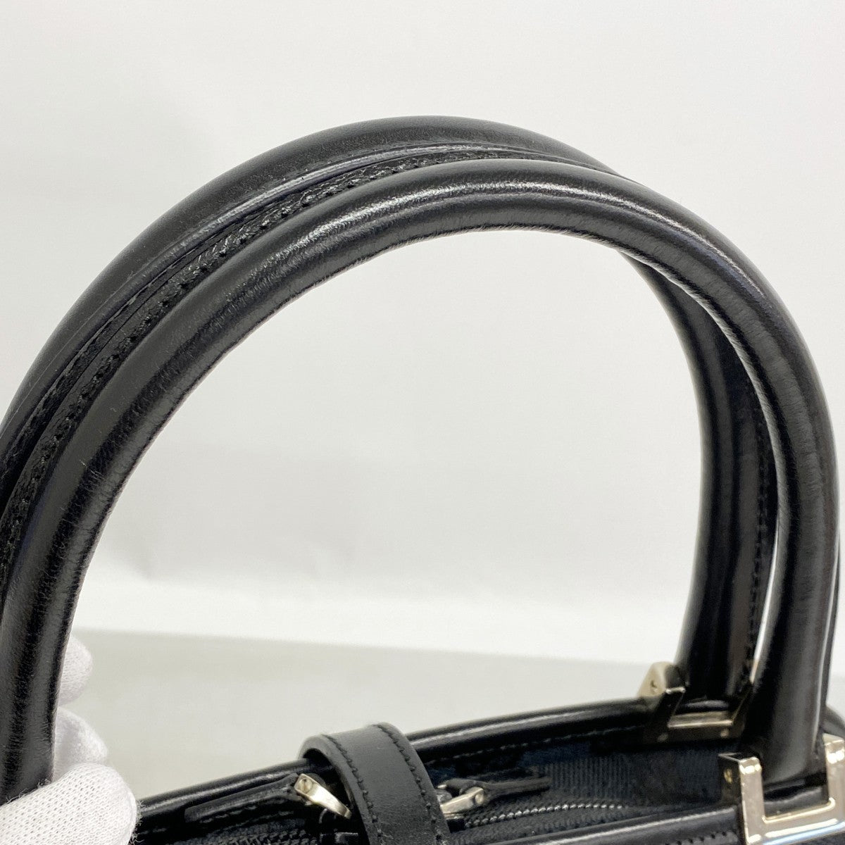 【6fc4639】グッチ ハンドバッグ GGキャンバス 002 1071 キャンバス ブラック シルバー金具【中古】レディース