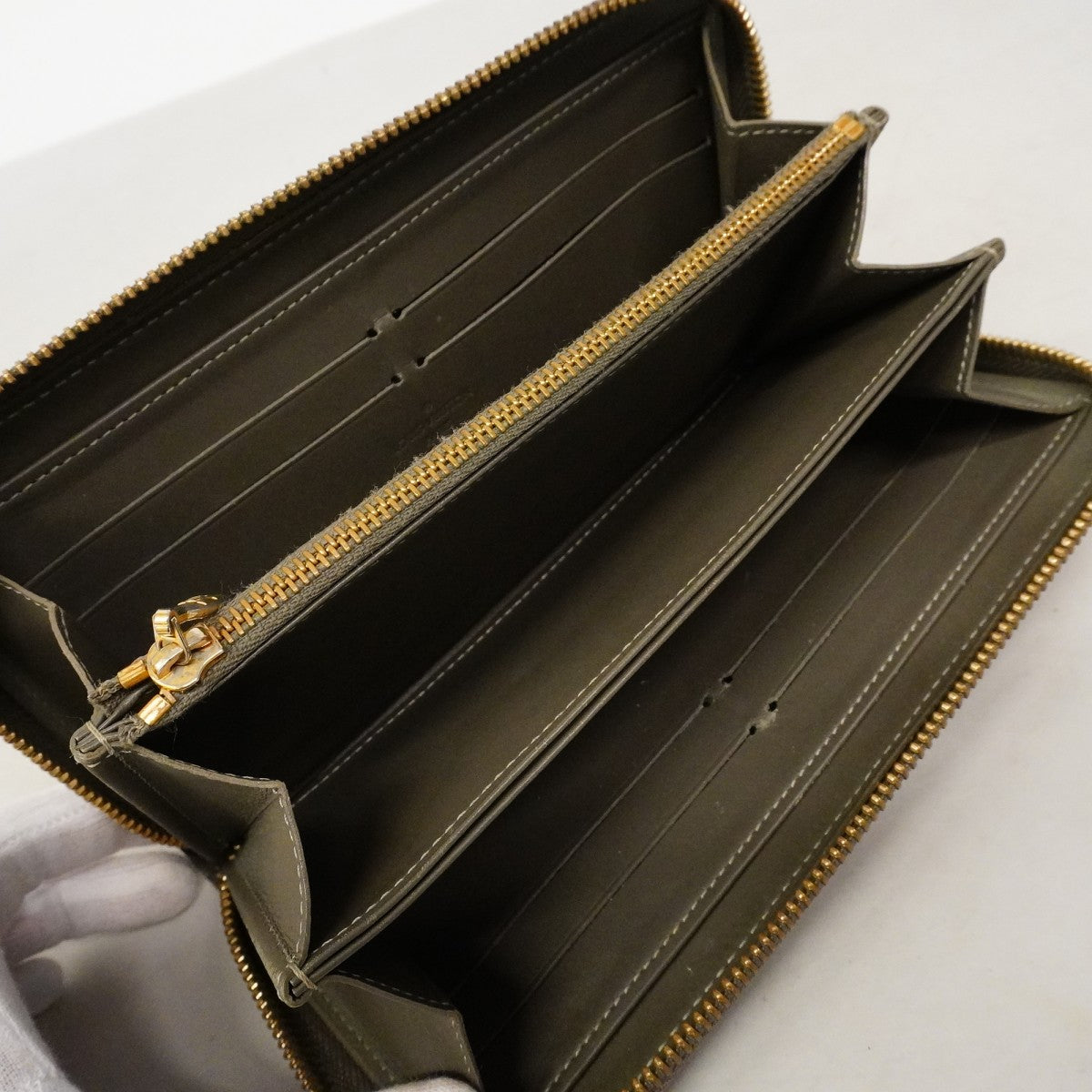 【6fd4663】ルイヴィトン 長財布 ヴェルニ ジッピーウォレット M91529 グリアールデコ【中古】レディース