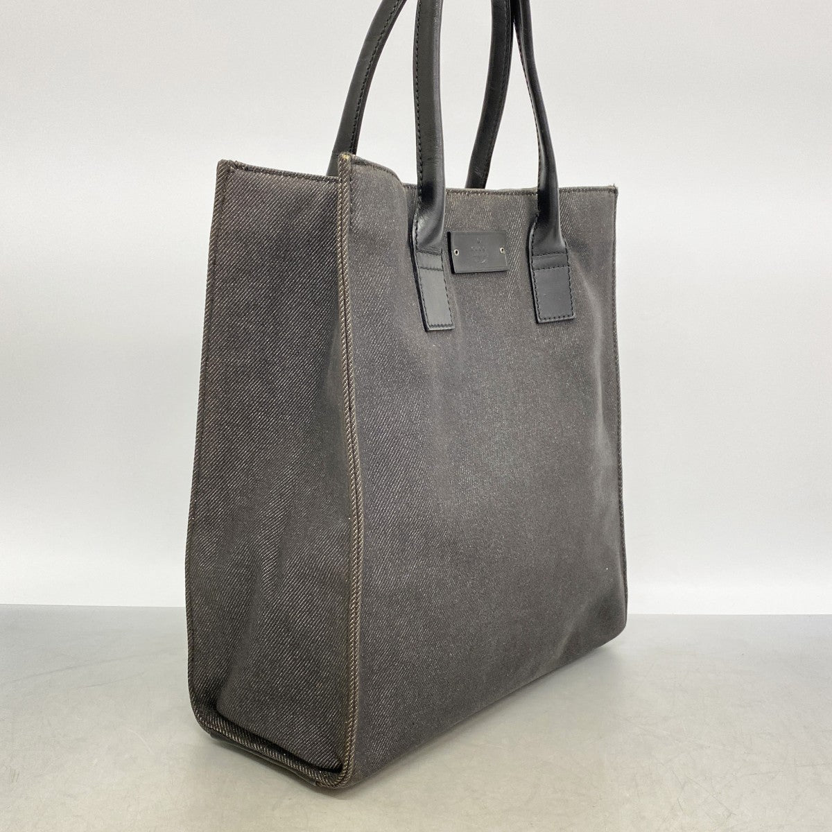 【6fd4735-k】グッチ トートバッグ 91249 デニム ブラック シルバー金具【中古】レディース