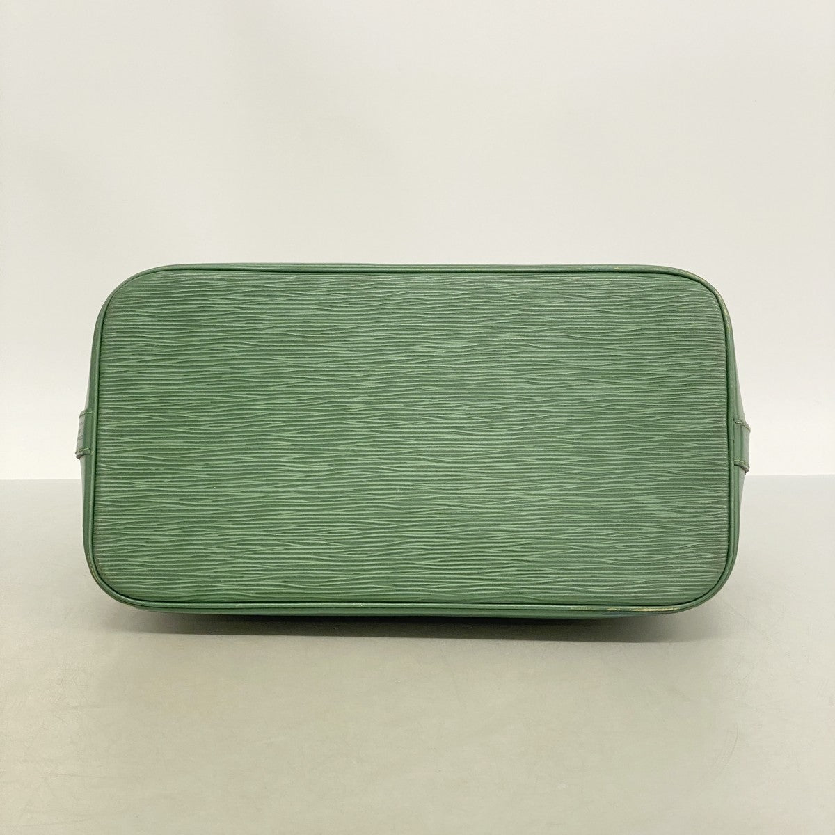 【6fd4776】ルイヴィトン ハンドバッグ エピ アルマ M52144 ボルネオグリーン【中古】レディース