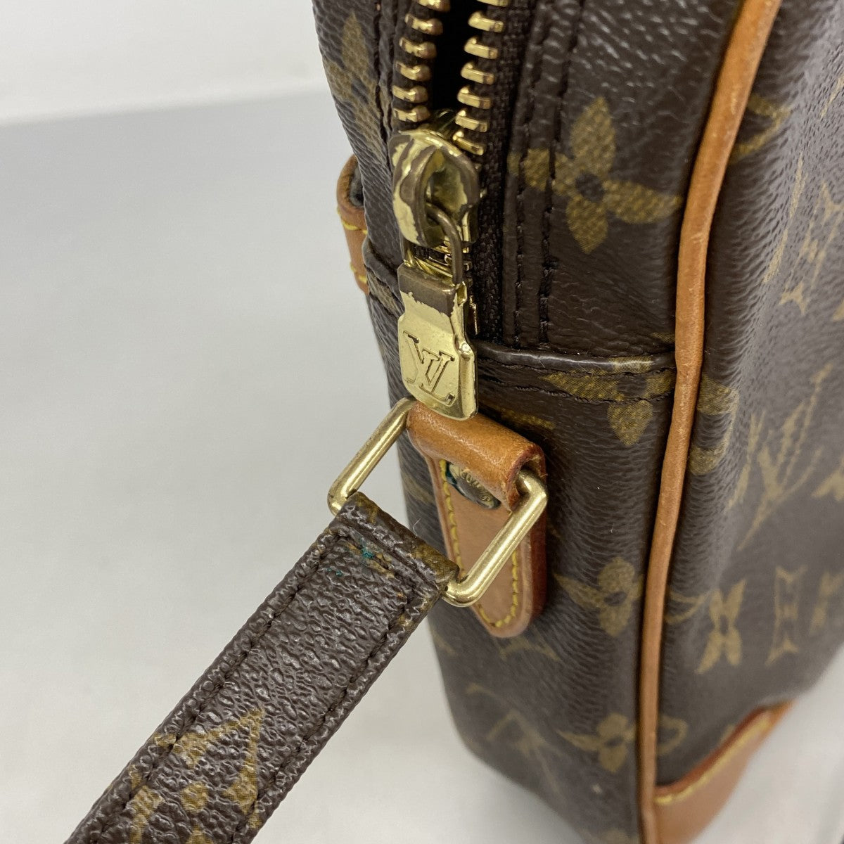 【6fd4854】ルイヴィトン ショルダーバッグ モノグラム ダヌーブ M45266 ブラウン【中古】レディース
