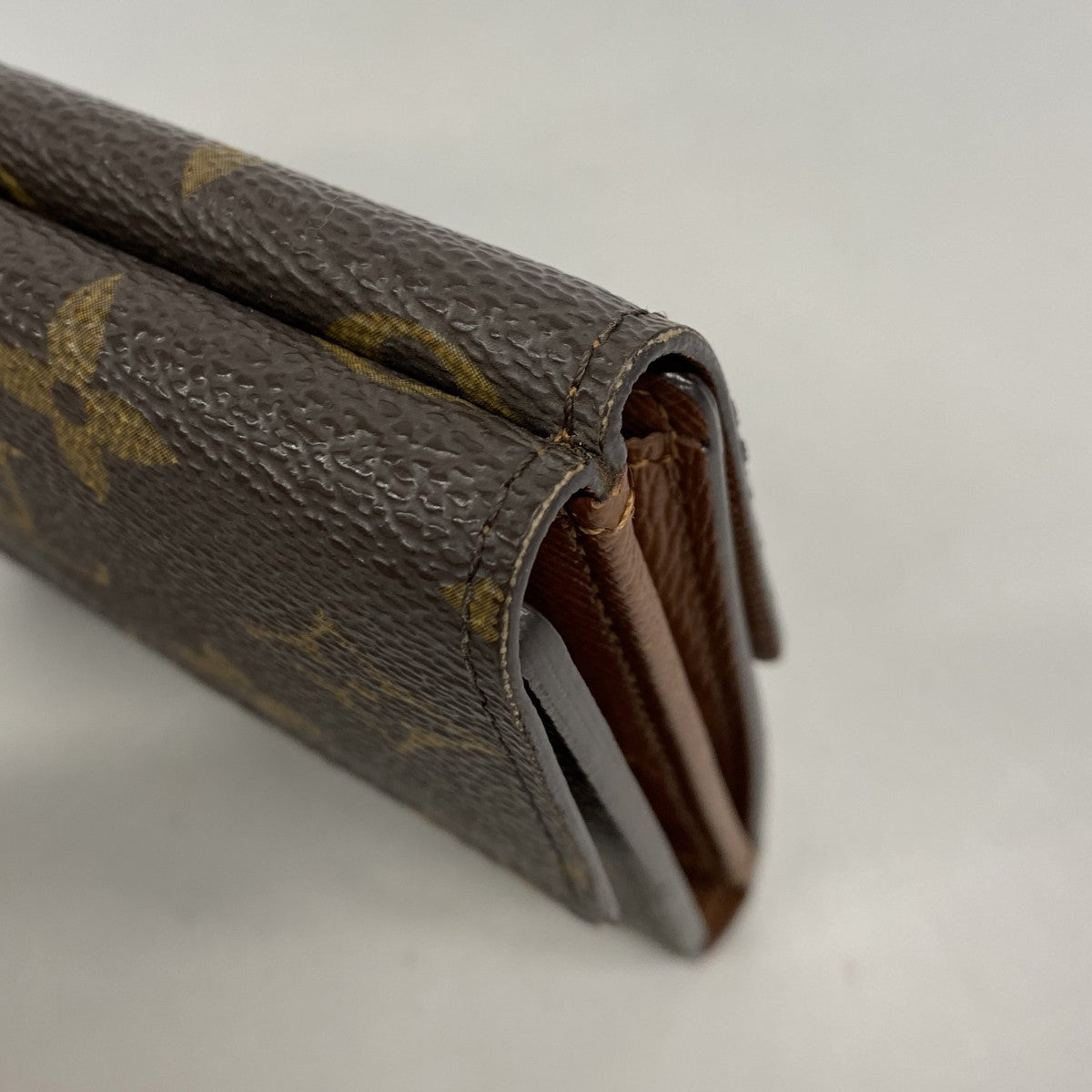 【6fd4864】ルイヴィトン 三つ折り財布 モノグラム ポルトモネビエカルトクレディ M61652 ブラウン【中古】レディース