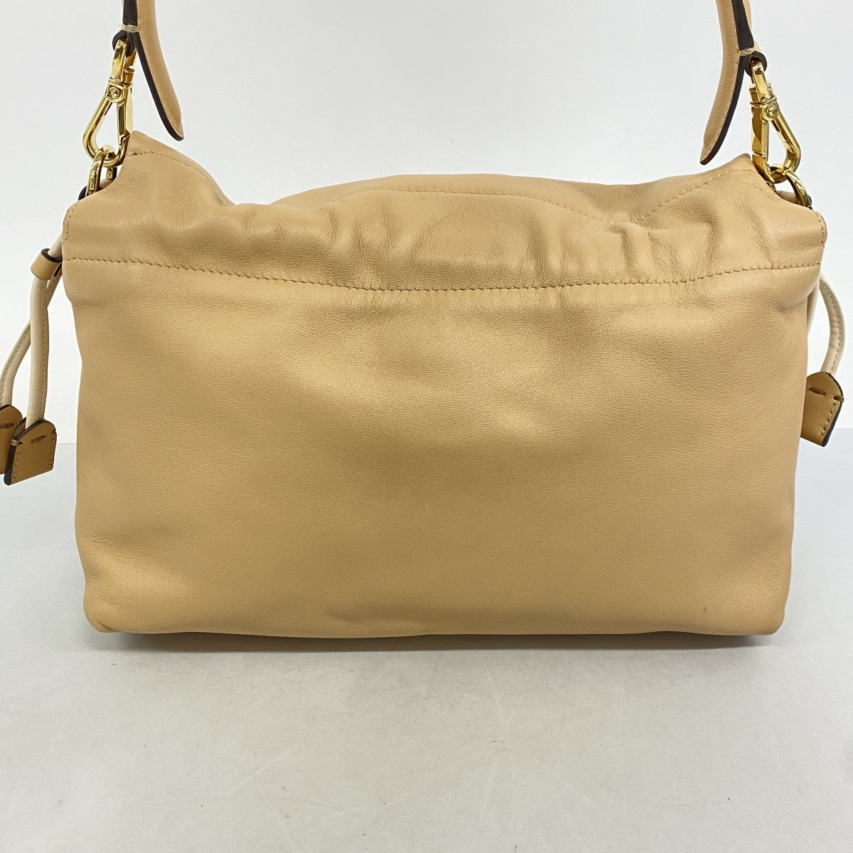 【6fd4865】フェンディ ショルダーバッグ レザー ベージュ ゴールド金具【中古】レディース