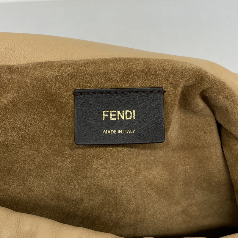 【6fd4865】フェンディ ショルダーバッグ レザー ベージュ ゴールド金具【中古】レディース