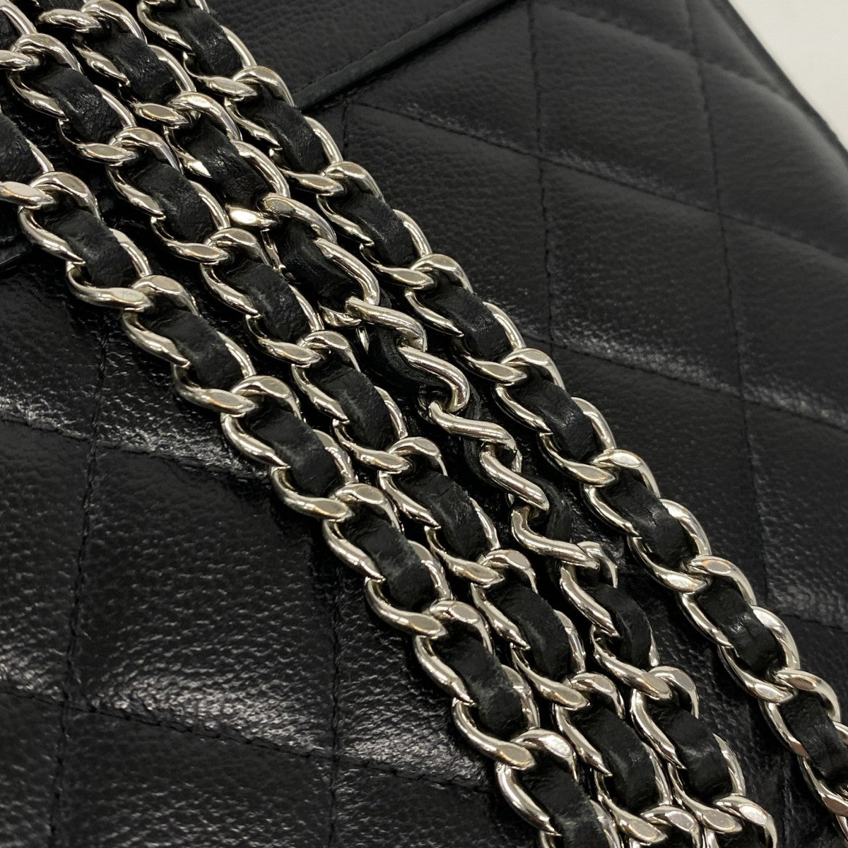 【6fd4913】シャネル ショルダーウォレット マトラッセ チェーンショルダー キャビアスキン ブラック シルバー金具【中古】レディース