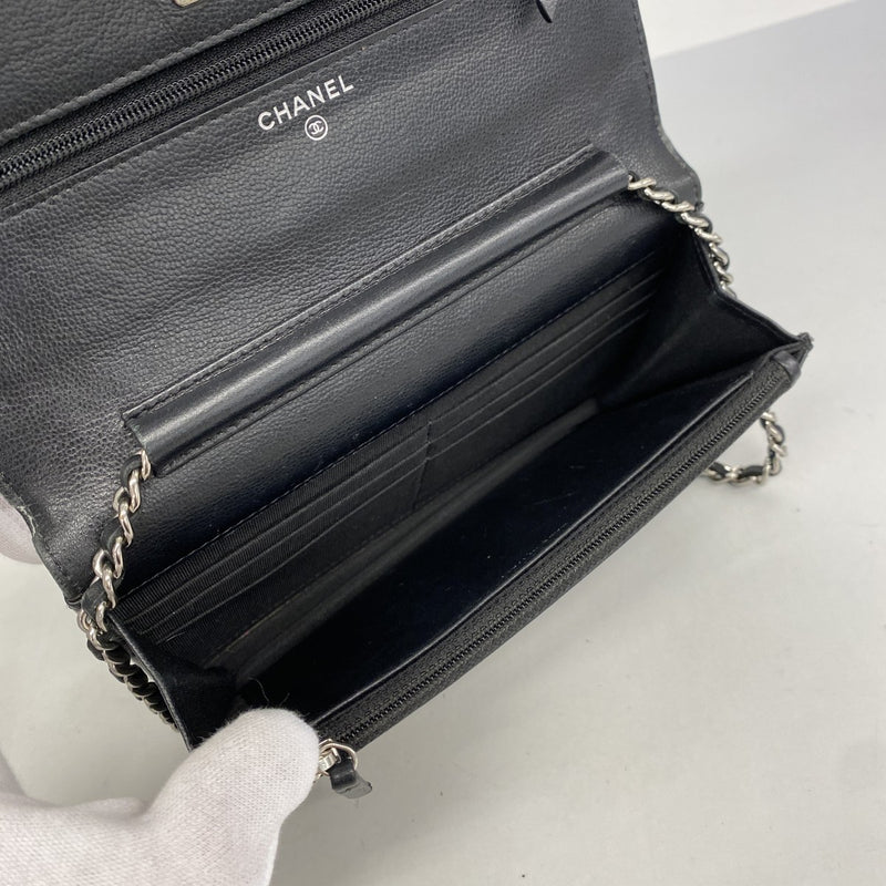 【6fd4913】シャネル ショルダーウォレット マトラッセ チェーンショルダー キャビアスキン ブラック シルバー金具【中古】レディース