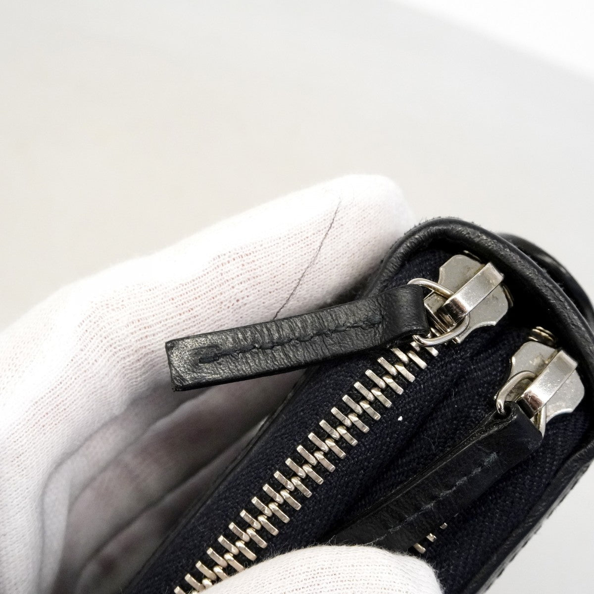 【6fd4959-k】グッチ 長財布 グッチシマ 336298 レザー ネイビー シルバー金具【中古】メンズ
