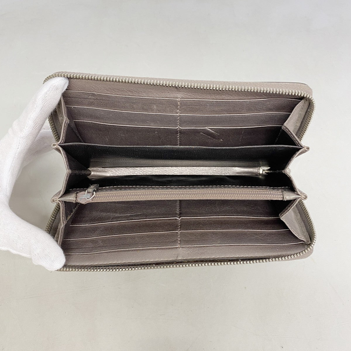 【6fd5001-k】グッチ 長財布 GGインプリメ 212110 PVC グレージュ シルバー金具【中古】レディース