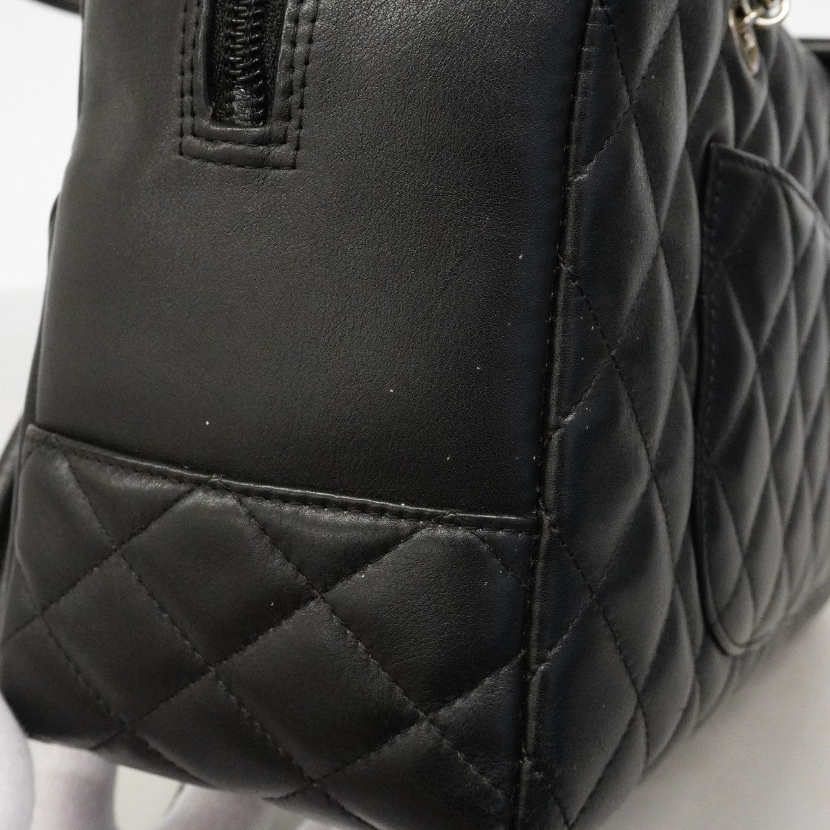 【6fd5007-k】シャネル ショルダーバッグ カンボン ラムスキン ブラック ホワイト シルバー金具【中古】レディース