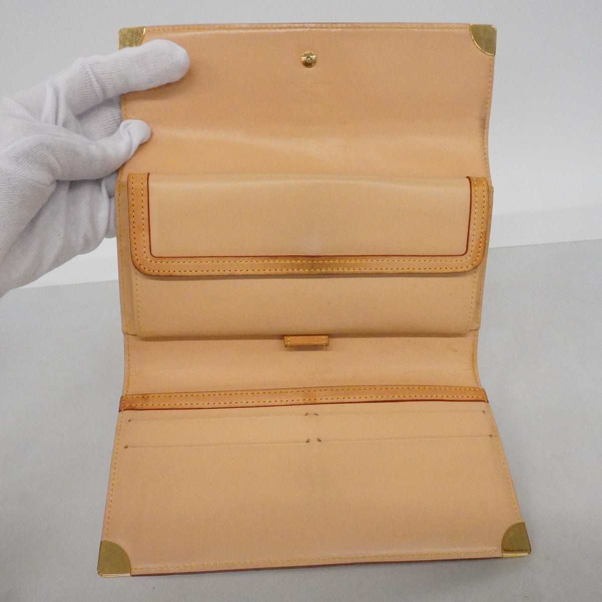 【6fd5034-k】ルイヴィトン 三つ折り長財布 モノグラム・マルチカラー ポルトトレゾールインターナショナル M92659 ブロン【中古】レディース