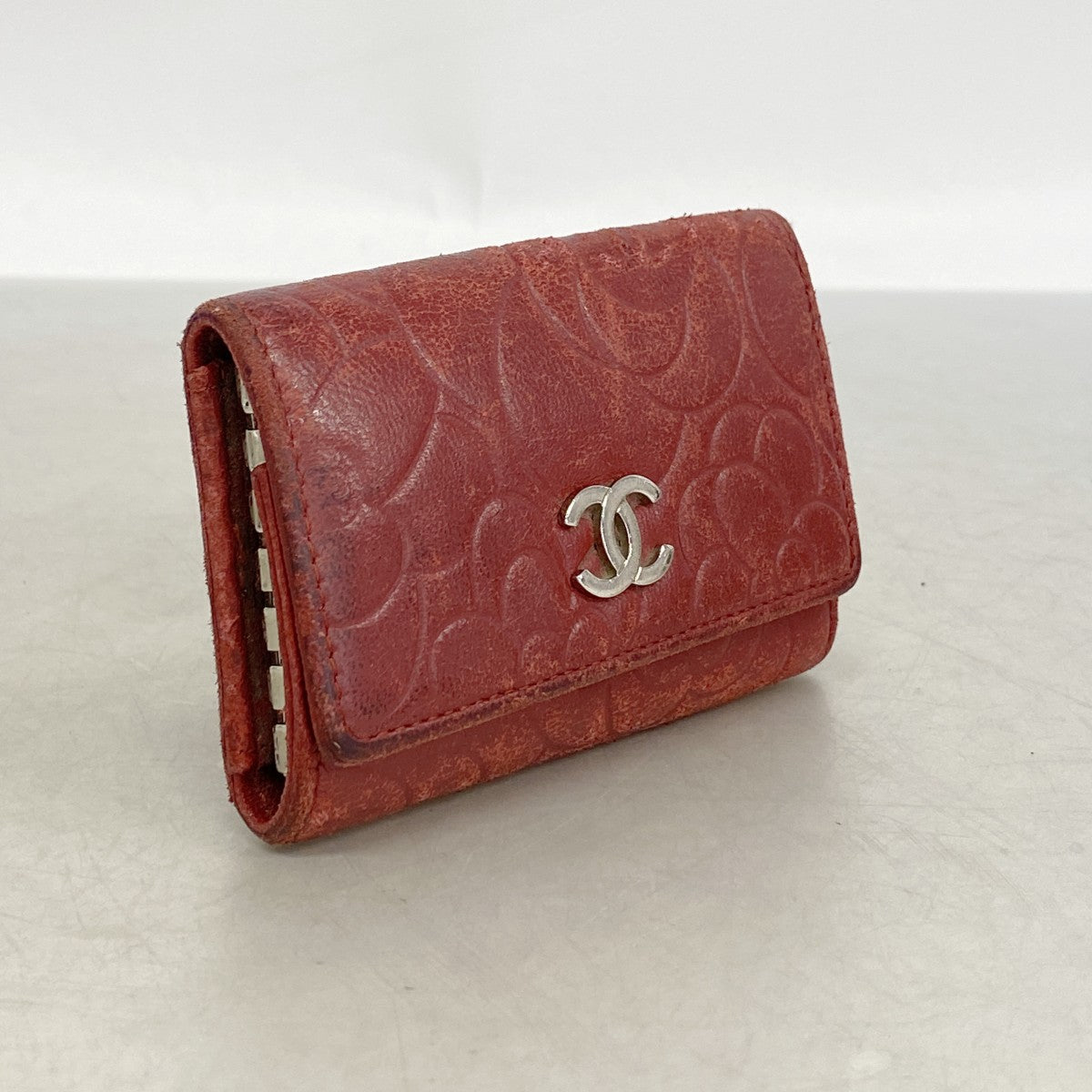 【6fd5067-k】シャネル キーケース カメリア ラムスキン レッド シルバー金具【中古】レディース