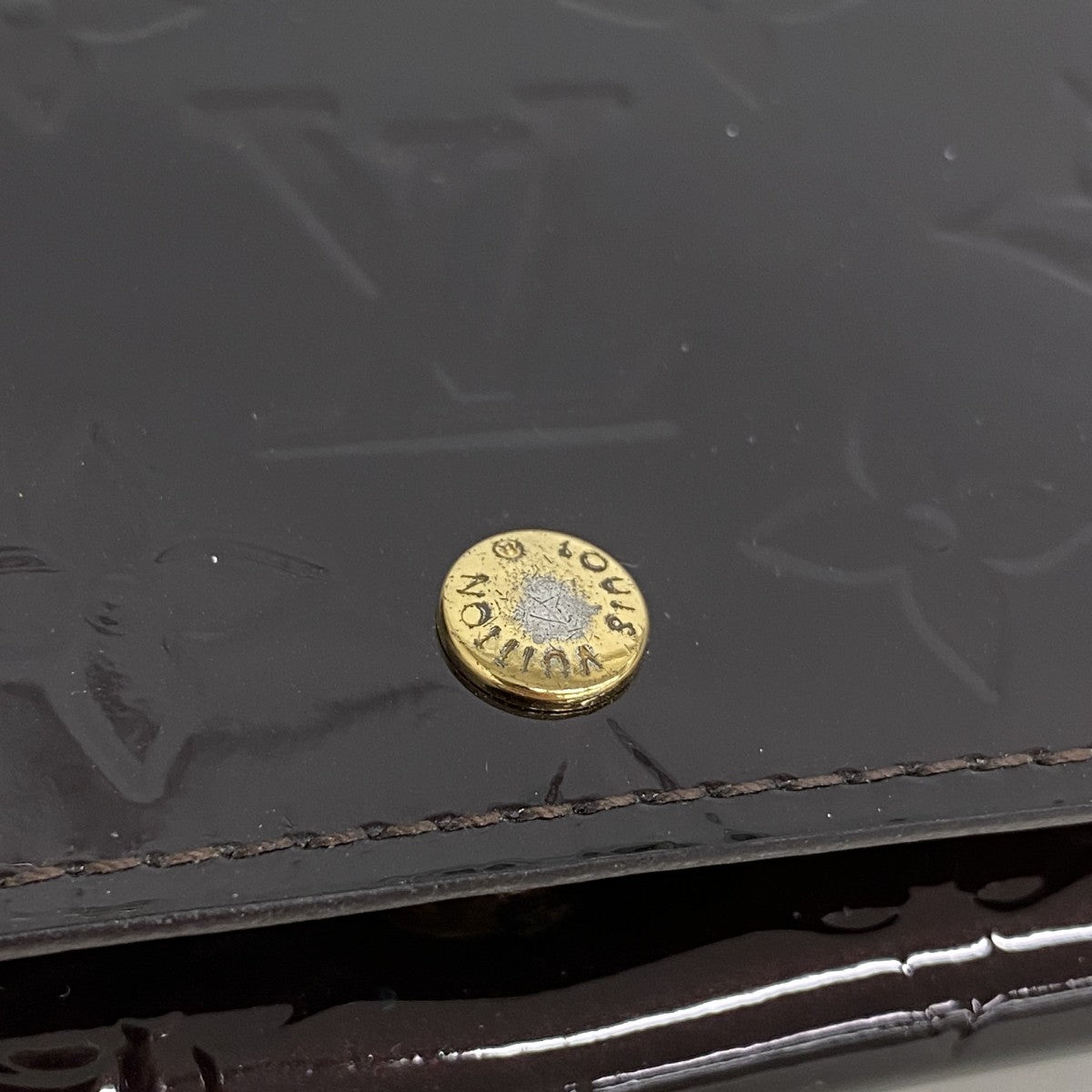 【6fd5109-k】ルイヴィトン カードケース ヴェルニ アンヴェロップカルトドゥヴィジット M91540 アマラント【中古】レディース