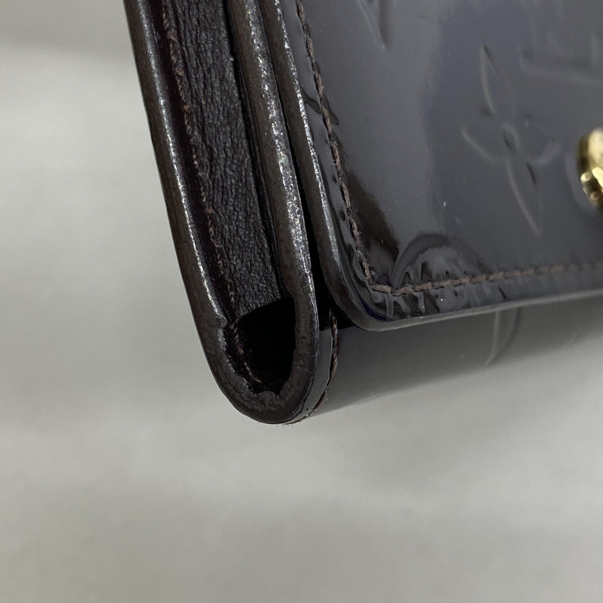 【6fd5109-k】ルイヴィトン カードケース ヴェルニ アンヴェロップカルトドゥヴィジット M91540 アマラント【中古】レディース